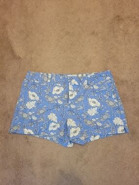 GAP High-Waist Floral Shorts in Light Blue & White